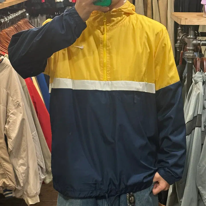 [BUNJANG] Nike Half-Zip Windbreaker Yellow / [HI] 나이키 반집업 바람믹이 옐로우