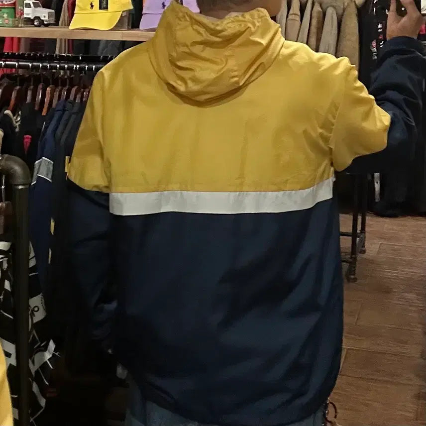[BUNJANG] Nike Half-Zip Windbreaker Yellow / [HI] 나이키 반집업 바람믹이 옐로우