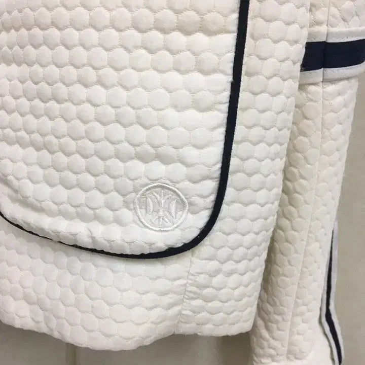 [BUNJANG] DEWL White Quilted Zip-Up Jacket / DEWL듀엘  화이트 퀼팅 집업자켓