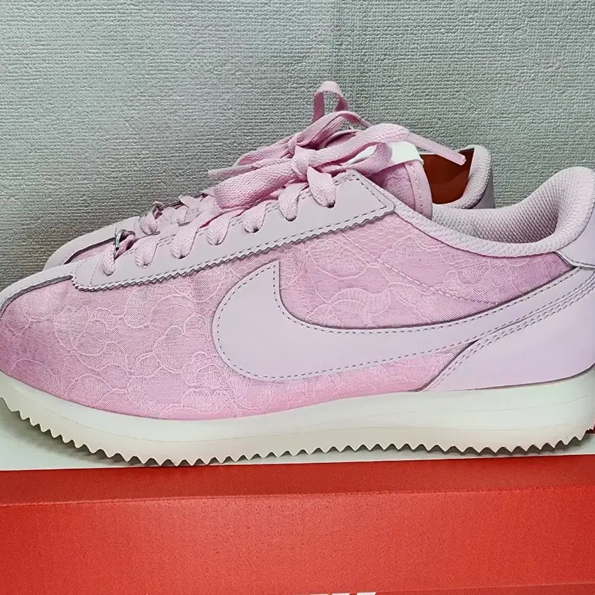 [BUNJANG] Nike Cortez 245 Sneakers / 나이키 코르테즈 245 새상품 정품 무료배송 네고불가 나이키코리아 국