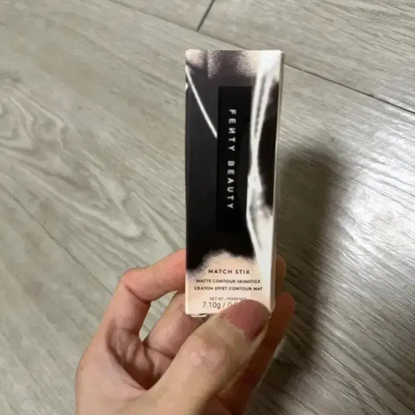 [BUNJANG] Fenty Beauty Amber Shading Stick / 펜티뷰티 엠버 쉐딩스틱 새상품