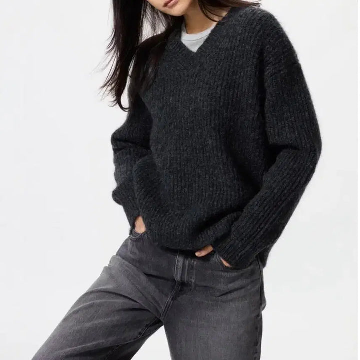 [BUNJANG] 유니클로 플러피 v넥니트 / (새상품) 유니클로 플러피 v넥니트