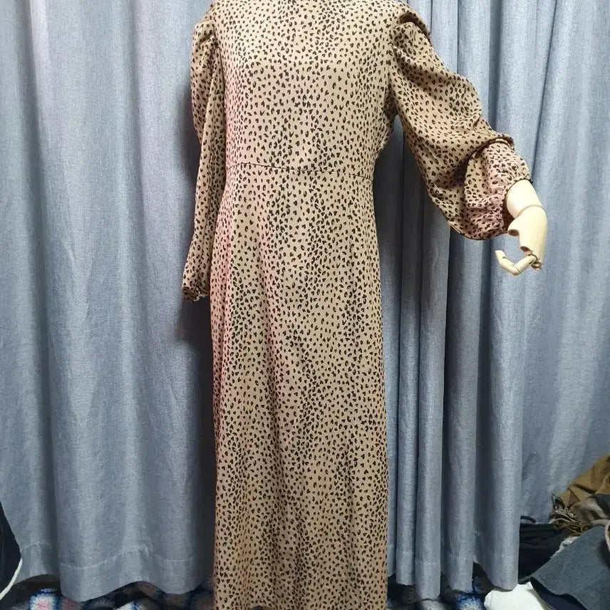 [BUNJANG] Leopard Print Maxi Dress / 레오파드 퍼프 맥시원피스