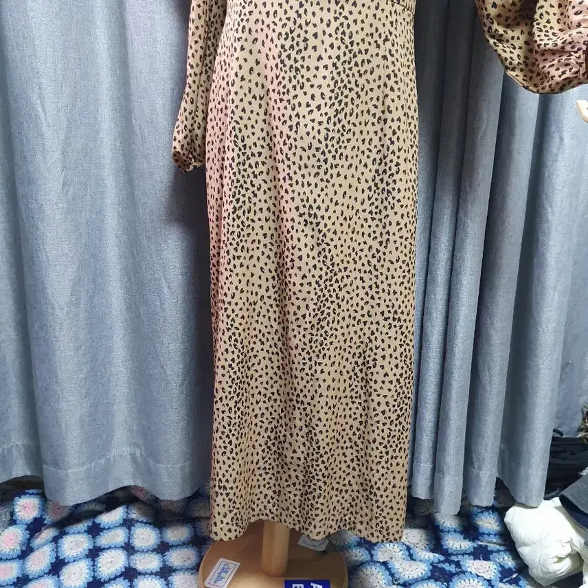 [BUNJANG] Leopard Print Maxi Dress / 레오파드 퍼프 맥시원피스