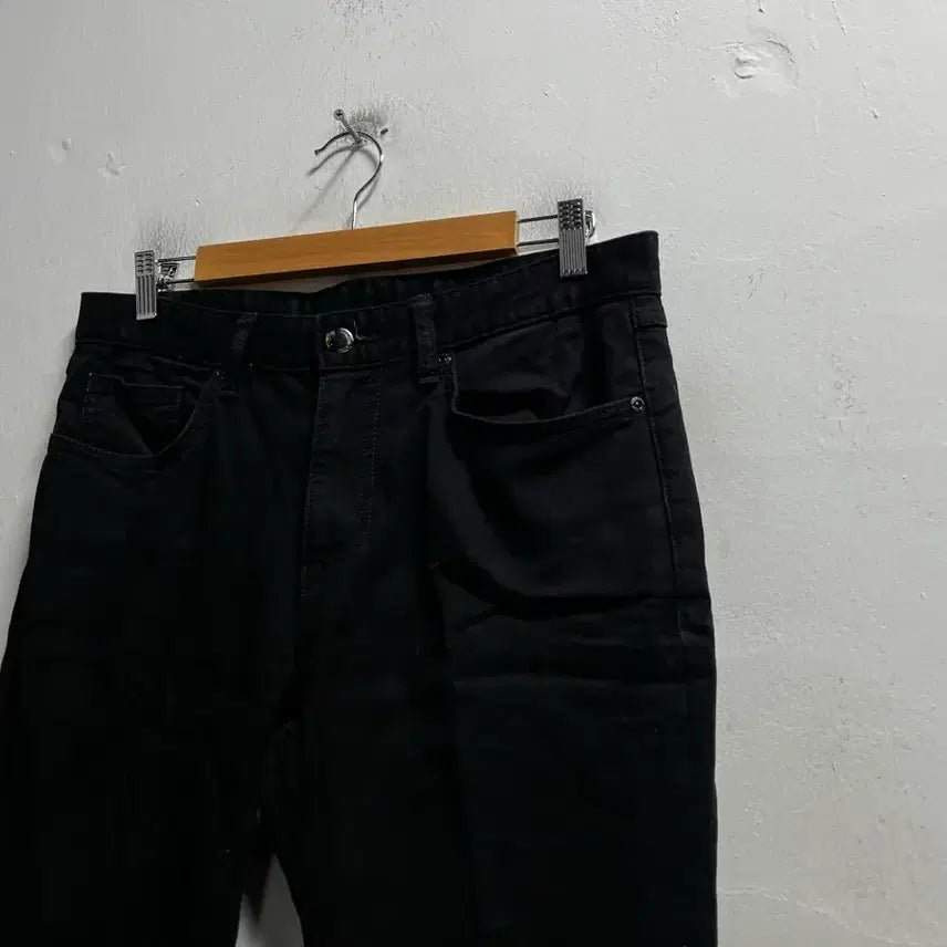 [BUNJANG] SPAO Black Jeans / 32 SPAO 블랙진 바지 정품