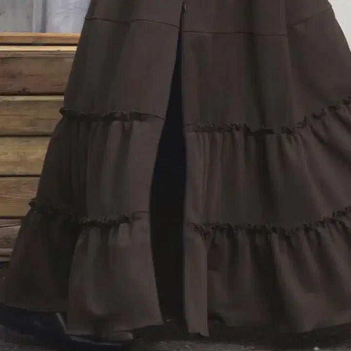 [BUNJANG] ORDES Frill Maxi Skirt - Khaki / 새상품) ORDES 프릴 맥시 스커트 카키