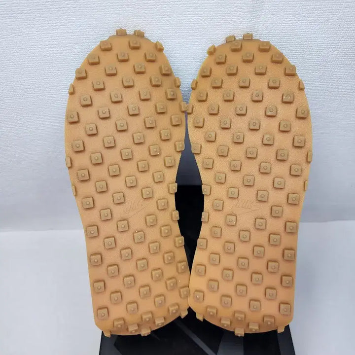 [BUNJANG] Nike LD-1000 Sneakers / 나이키 LD-1000 245,250 새상품 정품 무료배송 네고불가 나