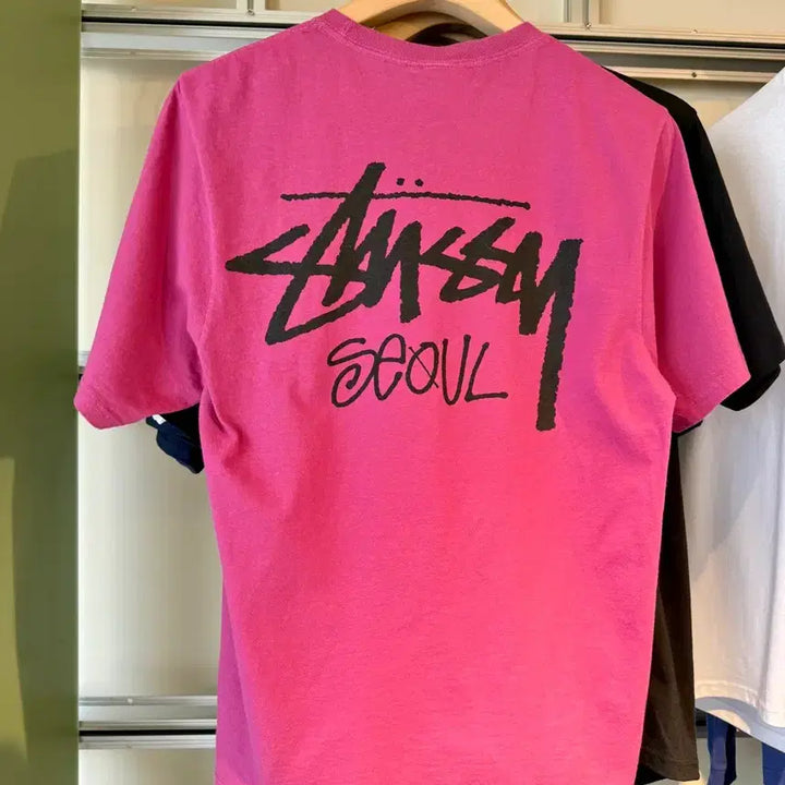 [BUNJANG] Stussy Seoul Short Sleeve T-Shirt Berry / 스투시 서울 반팔티셔츠 베리 색상