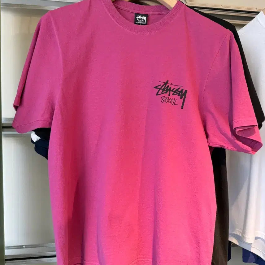 [BUNJANG] Stussy Seoul Short Sleeve T-Shirt Berry / 스투시 서울 반팔티셔츠 베리 색상
