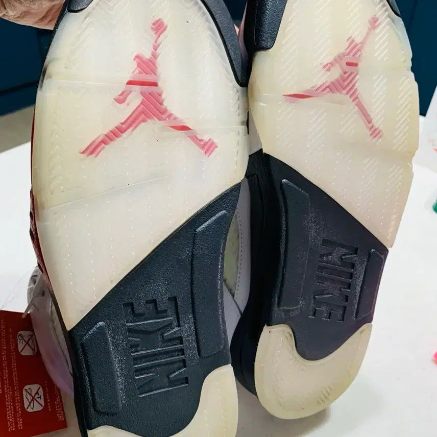 [BUNJANG] Nike Air Jordan 5 Fire Red Sneakers / 에어조던5파이어레드