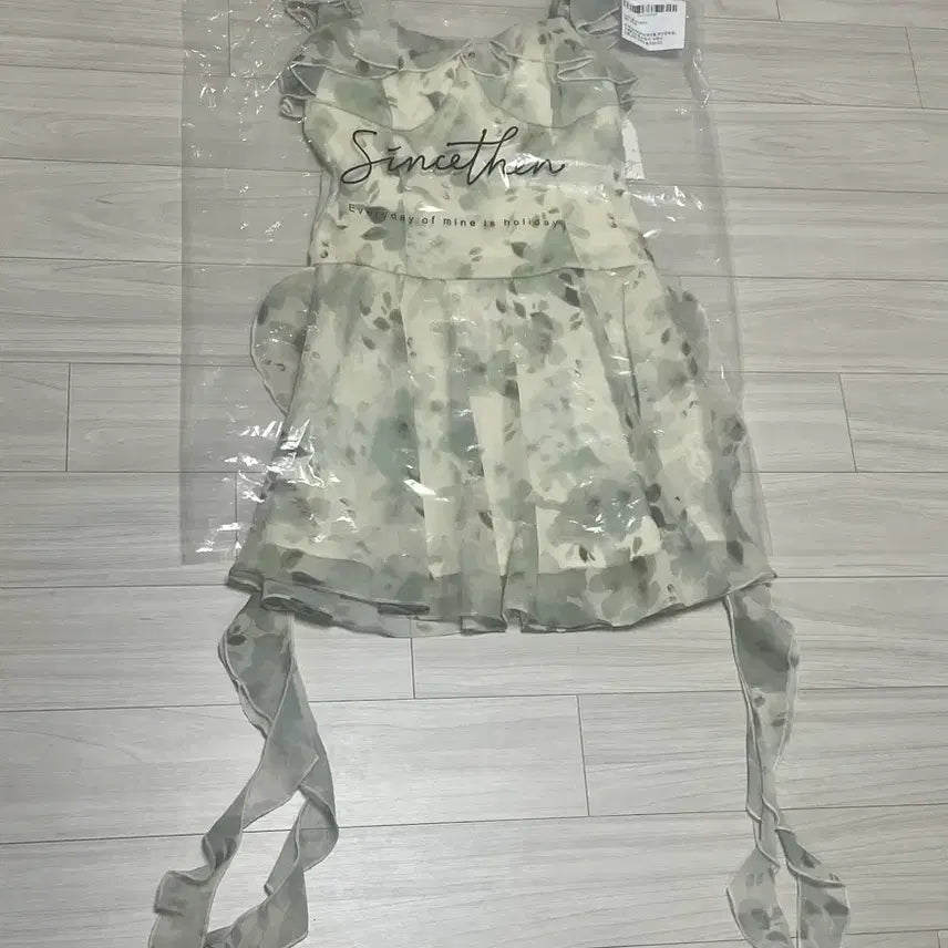 [BUNJANG] Sinth-Den Sorbet Ruffle Mini Dress / 신스덴 소르베 러플 미니원피스(새상품)