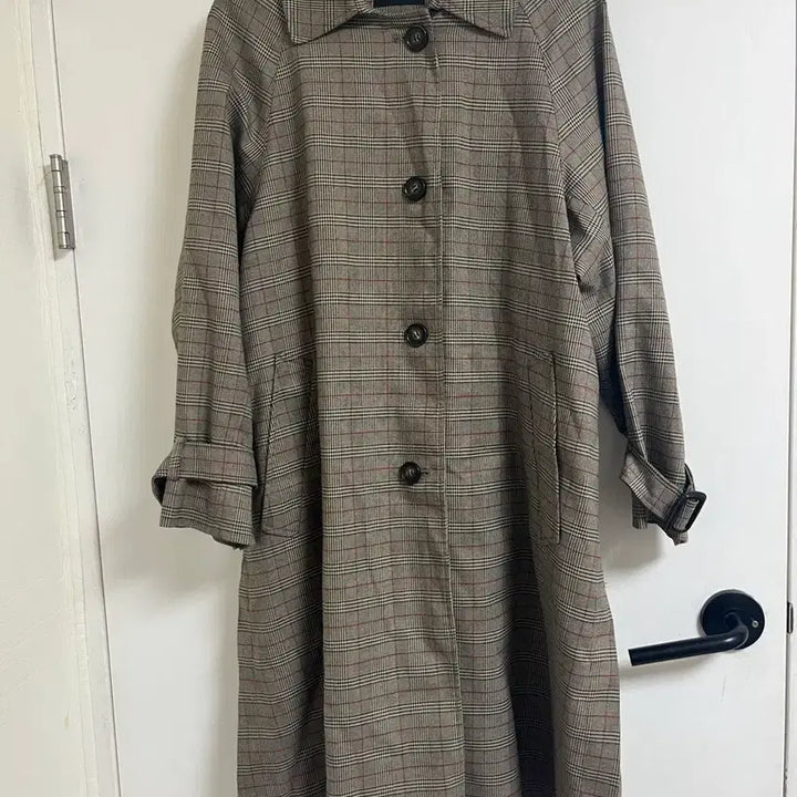 [BUNJANG] Visit in New York Check Pattern Trench Coat / 비지트 인 뉴욕 트렌치코트