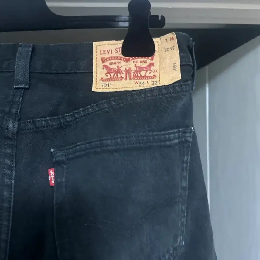 [BUNJANG] Levi's 501 Black Jeans / [34X32] 빈티지 리바이스 501 블랙진