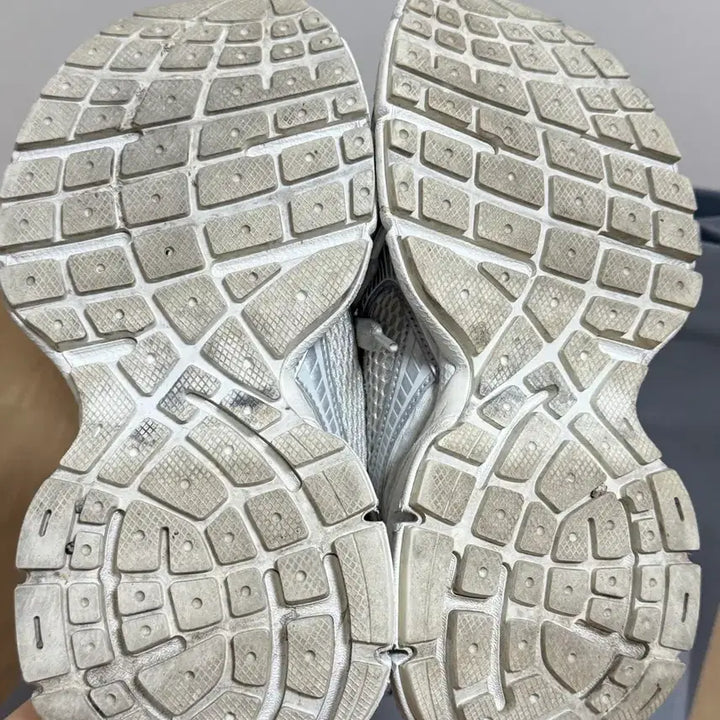 [BUNJANG] Balenciaga 3XL Mule Eggshell White / 발렌시아가 3xl 뮬 에그쉘 화이트