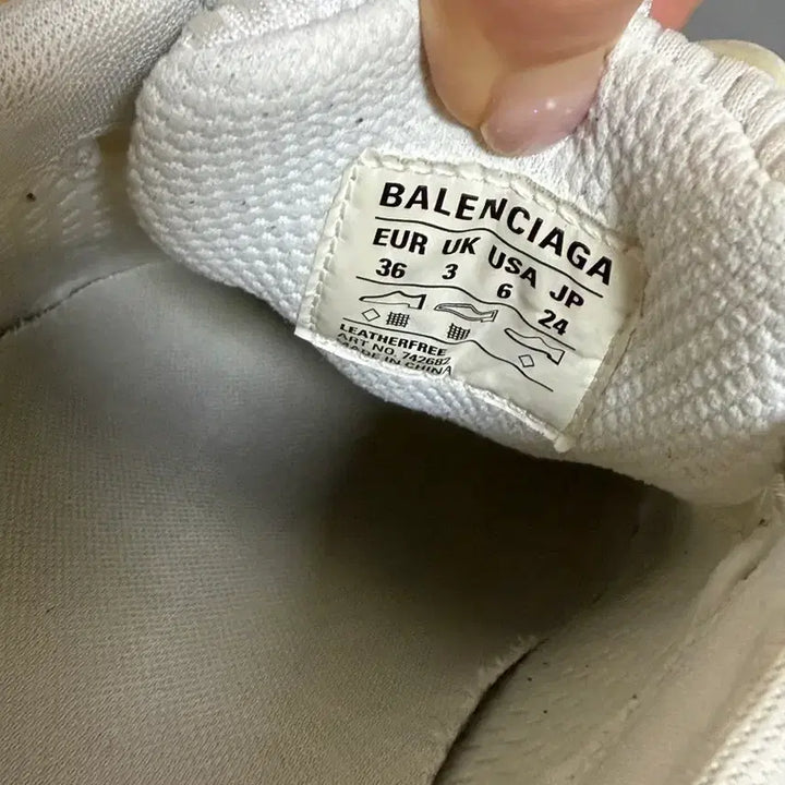 [BUNJANG] Balenciaga 3XL Mule Eggshell White / 발렌시아가 3xl 뮬 에그쉘 화이트