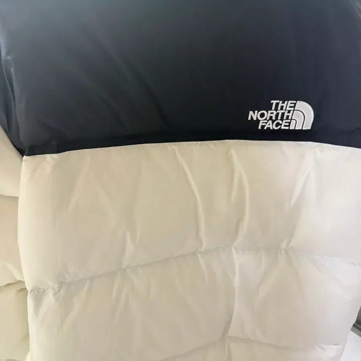 [BUNJANG] The North Face Padded Jacket - Black/White - Size L / 노스페이스 블랙/화이트 패딩L