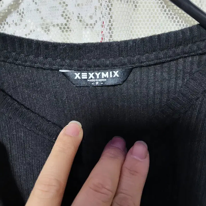 [BUNJANG] Xexymix Black Ribbed Shirred Short Sleeve T-shirt / 젝시믹 블랙 골지 셔링 반팔 티셔츠