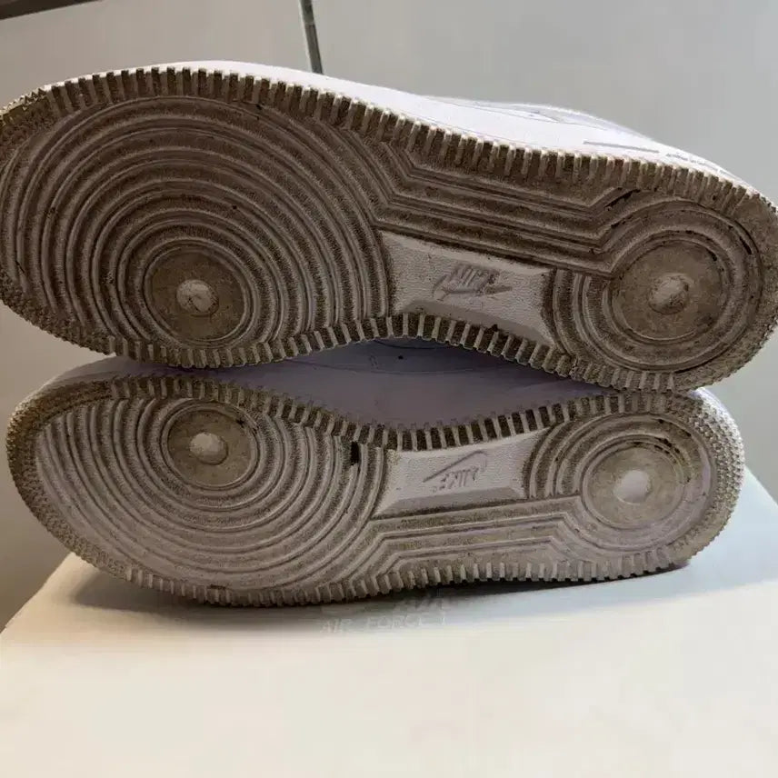 [BUNJANG] Nike Air Force 1 Bundle Set / [290] 2개일괄 앰부쉬 에어포스 블랙& 나이키 에어포스 화이트