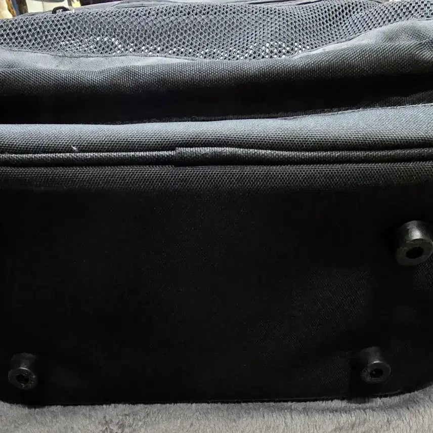 [BUNJANG] Discovery Expedition Black Backpack / 디스커버리 익스페디션 블랙 백팩