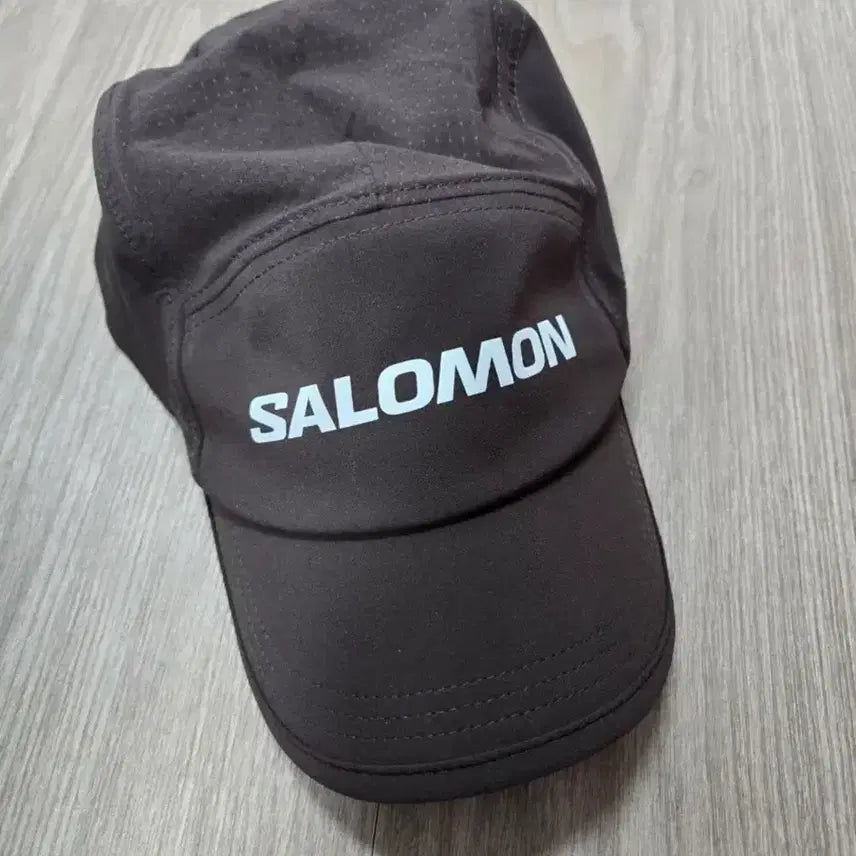 [BUNJANG] Salomon Brown Hat / 살로몬 브라운 모자