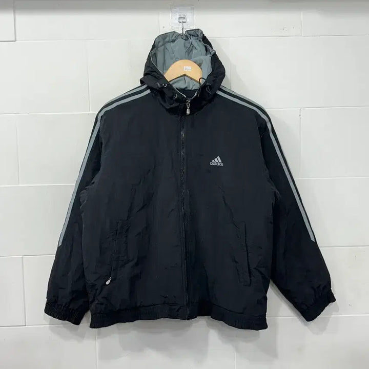 [BUNJANG] Adidas Black 3-Stripes Hooded Windbreaker Jacket (S) / 아디다스 블랙 3선 후드 바람막이 점퍼S