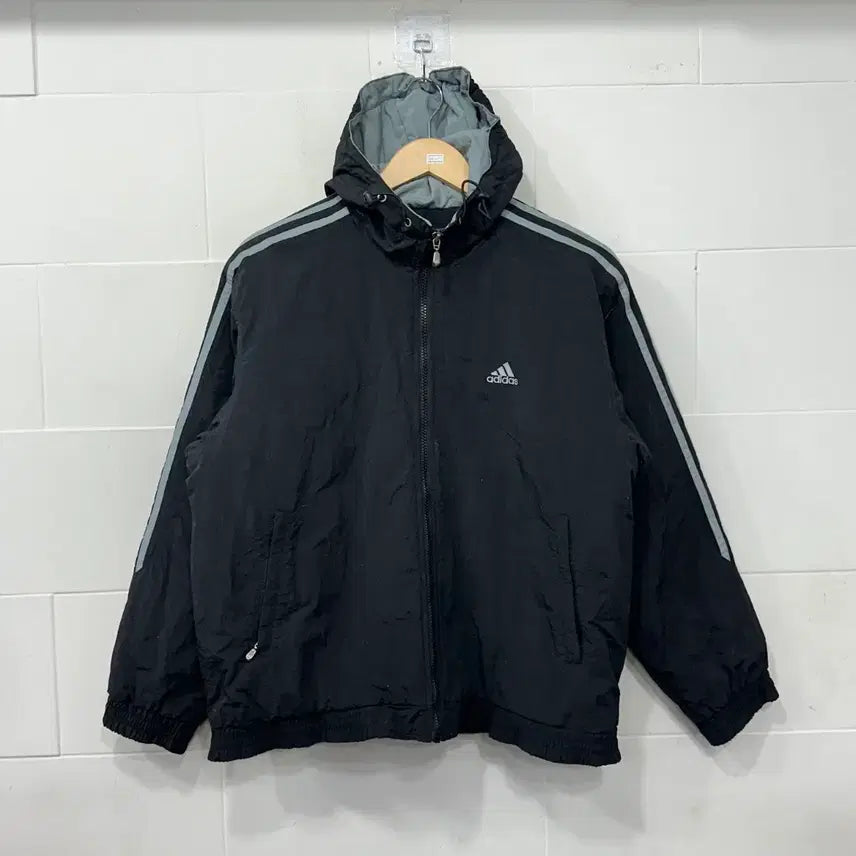 [BUNJANG] Adidas Black 3-Stripes Hooded Windbreaker Jacket (S) / 아디다스 블랙 3선 후드 바람막이 점퍼S