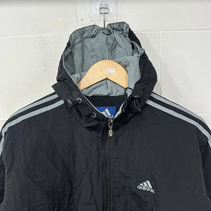 [BUNJANG] Adidas Black 3-Stripes Hooded Windbreaker Jacket (S) / 아디다스 블랙 3선 후드 바람막이 점퍼S