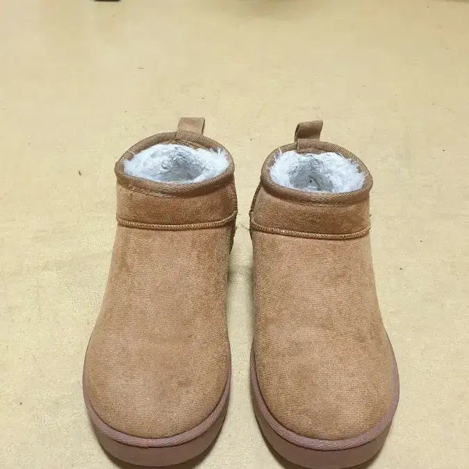 [BUNJANG] 235mm Winter Boots / 털부츠 235mm 판매해요