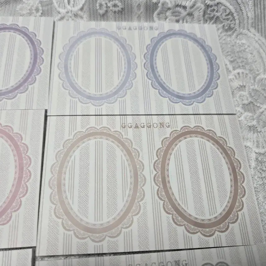 [BUNJANG] Kkakong's Lace Frame Memo / [까꽁이의꼼지락]오벌 레이스프레임 떡메