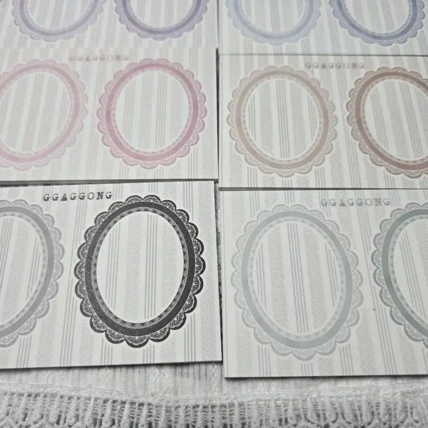 [BUNJANG] Kkakong's Lace Frame Memo / [까꽁이의꼼지락]오벌 레이스프레임 떡메