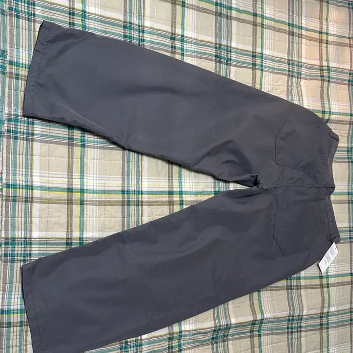 [BUNJANG] LEIRE Curved Cotton Chino Pants (Charcoal) / 르아르 LEIRE 커브드 코튼 치노팬츠 (차콜)