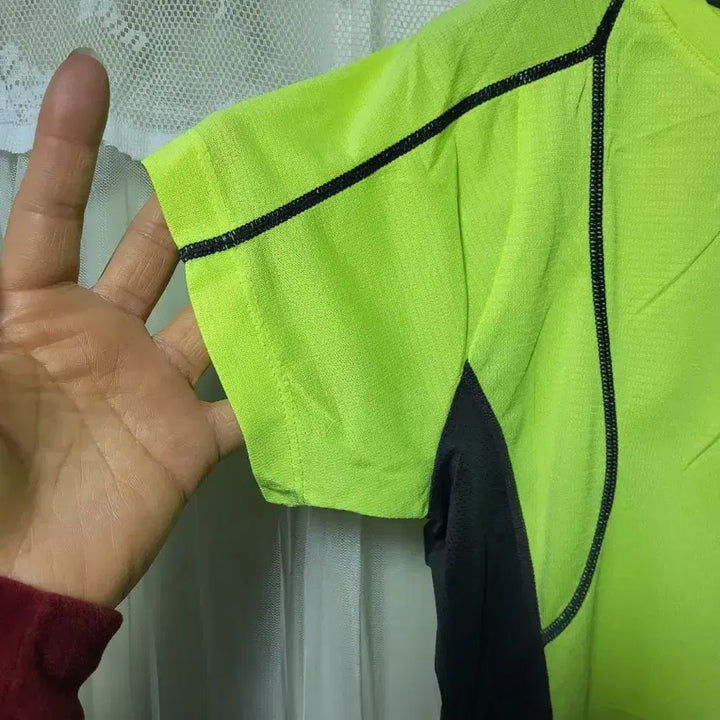 [BUNJANG] New Balance Fluorescent Lime Functional T-shirt / 뉴발란스 형광 라임 반팔 기능성 티셔츠