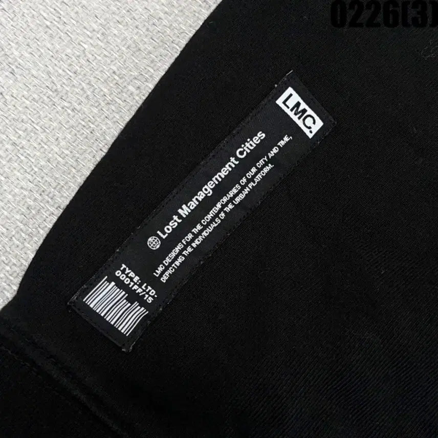[BUNJANG] LMC Black Embroidered Logo Sweatshirt / L LMC 블랙  맨투맨 0226(3)