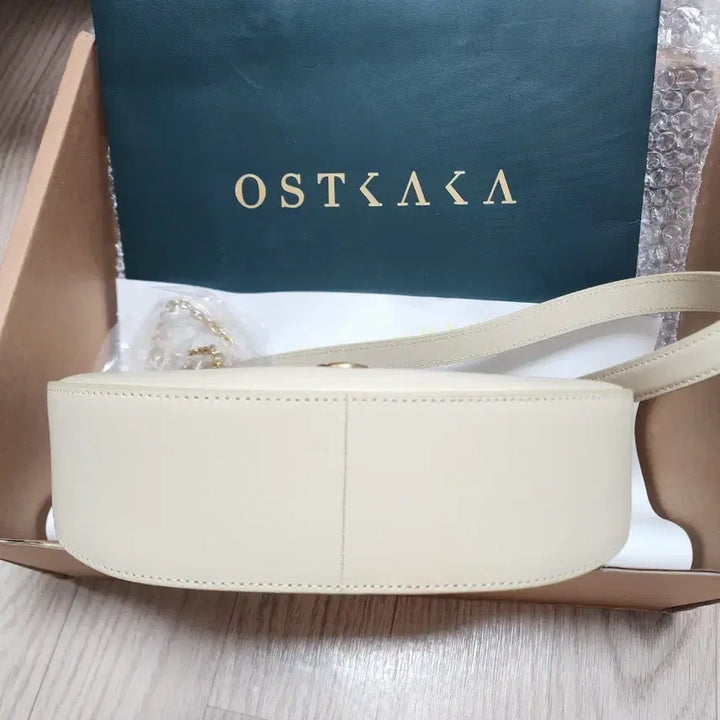 [BUNJANG] OSTKAKA Knut Mini Hobo Bag / (새상품)오스트카카 크누트 미니 호보 백 미니 숄더 백