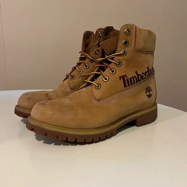 [BUNJANG] Timberland 6-Inch Premium Waterproof Boots / 팀버랜드 6인치 프리미엄 워터프루프 로고 레터링 부츠