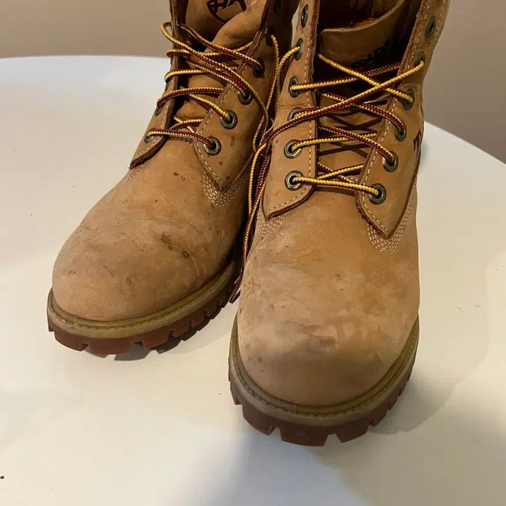 [BUNJANG] Timberland 6-Inch Premium Waterproof Boots / 팀버랜드 6인치 프리미엄 워터프루프 로고 레터링 부츠