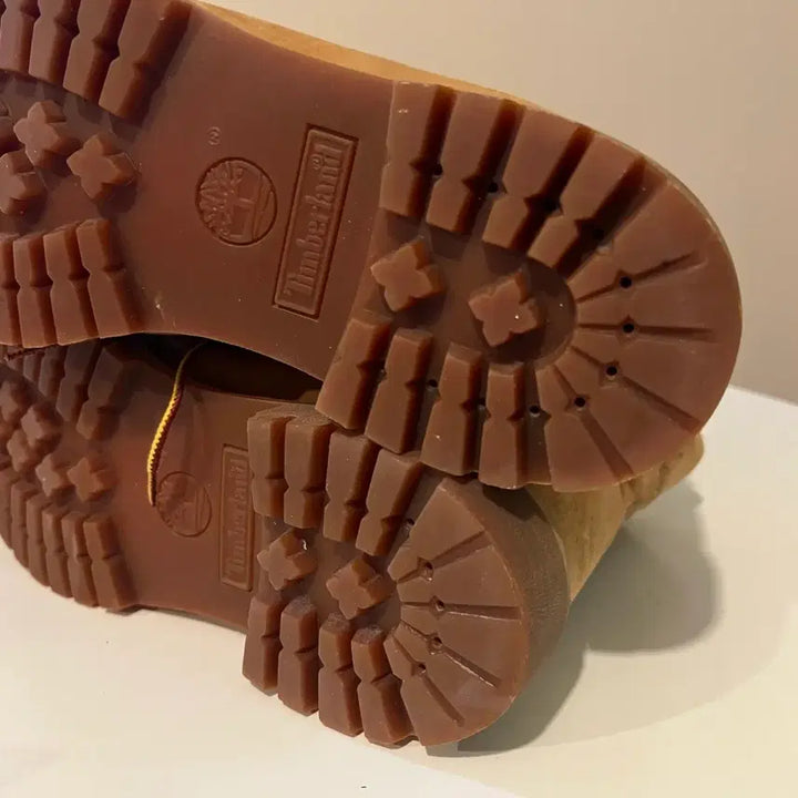 [BUNJANG] Timberland 6-Inch Premium Waterproof Boots / 팀버랜드 6인치 프리미엄 워터프루프 로고 레터링 부츠