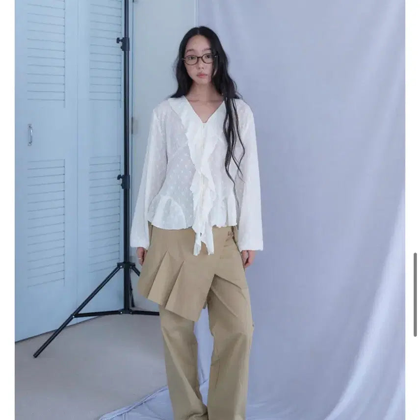 [BUNJANG] Auro Ivory Blouse / 아우로 블라우스