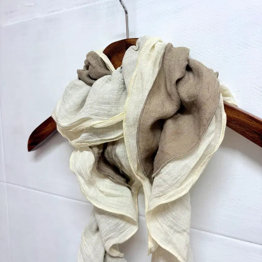 [BUNJANG] Oriental Ruffle Shawl Scarf / 러플 셔링 오리엔탈 모리걸 머플러 스카프 JPN