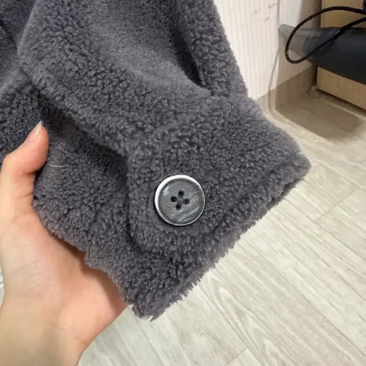 [BUNJANG] Roem Faux Fur Jacket / 로엠 뽀글이 퍼 자켓