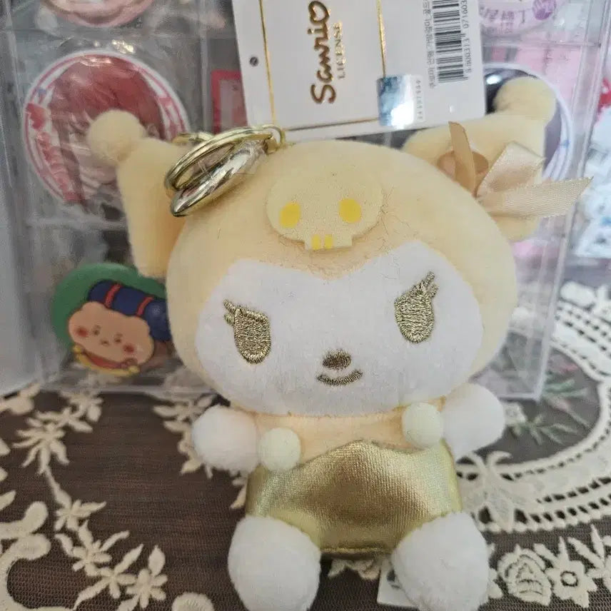 [BUNJANG] Kuromi Gold Heart Keyring / 쿠로미 골드 하트 키링