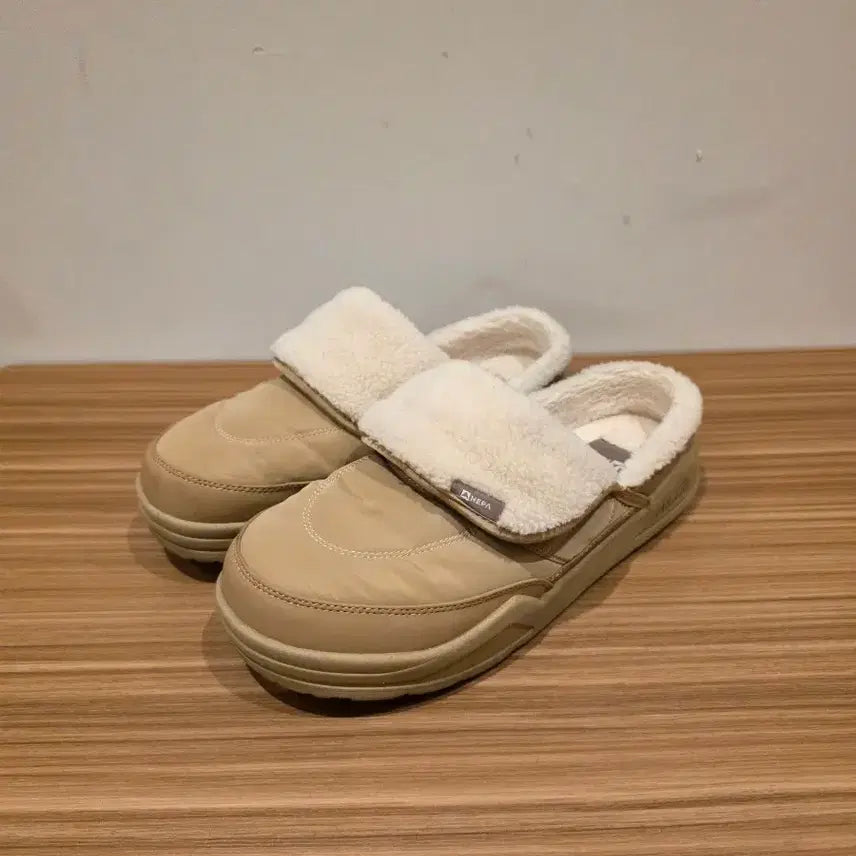 [BUNJANG] Nepa Winter Slipper 280 / 네파 방한 슬리퍼 280
