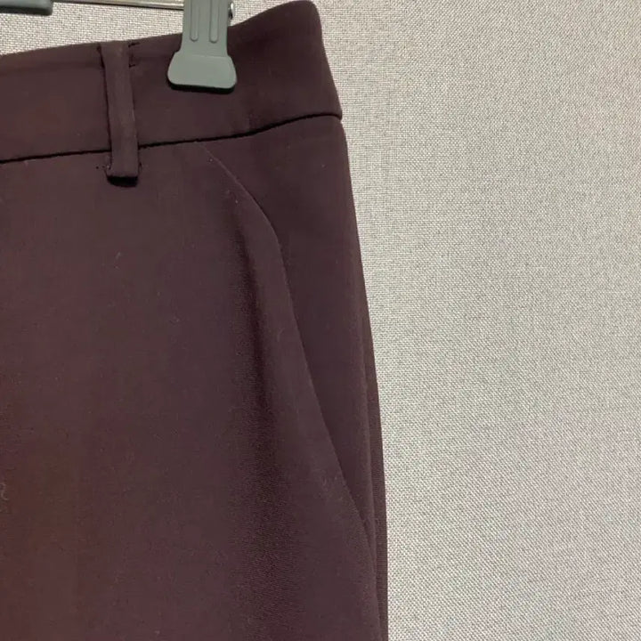 [BUNJANG] Izzatbaba Burgundy Slacks (Waist 28) / [아이잗바바] 자주색 버건디 슬랙스 ( 허리:28)