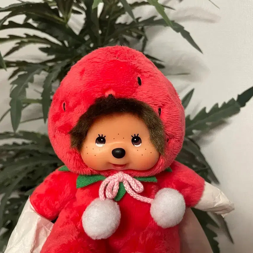 [BUNJANG] Monchhichi Strawberry Plush Toy / 딸기 몬치치 새상품
