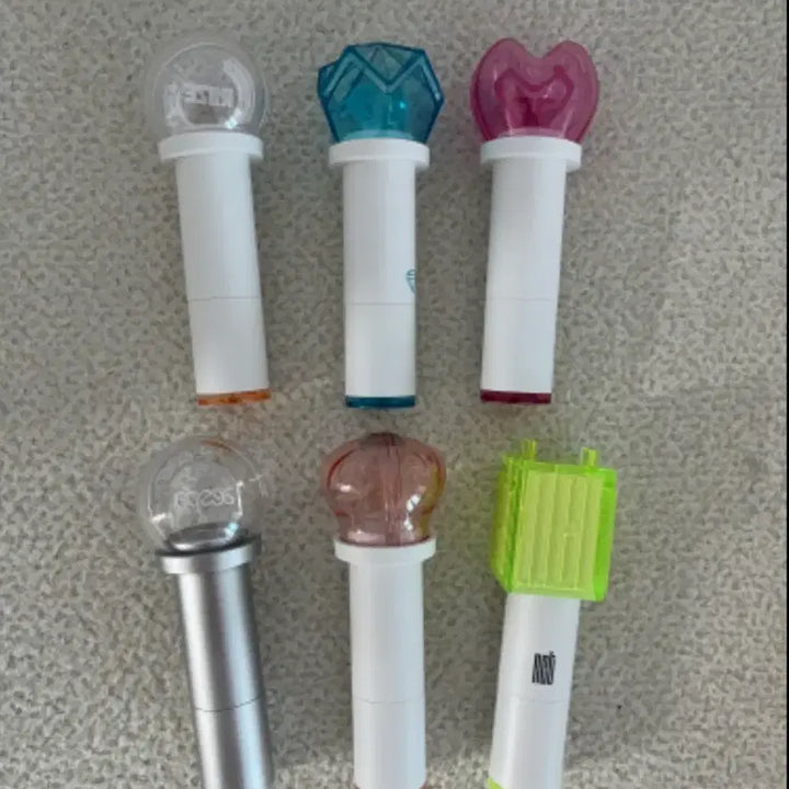 [BUNJANG] Unopened Fanlight Lip Balm / 새제품]응원봉 립밤1개