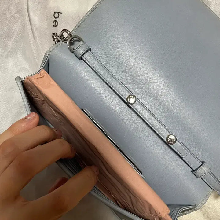 [BUNJANG] Miu Miu Satin Shoulder Bag / 미우미우 새틴백