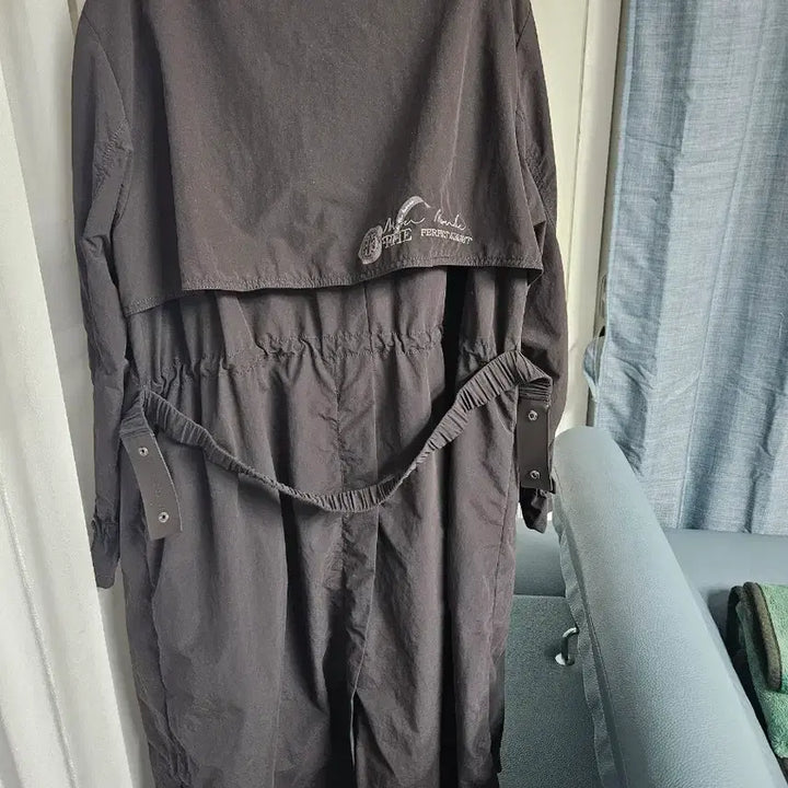 [BUNJANG] EOSI Long Trench Coat M / EOSI  롱 트렌치 코트 M