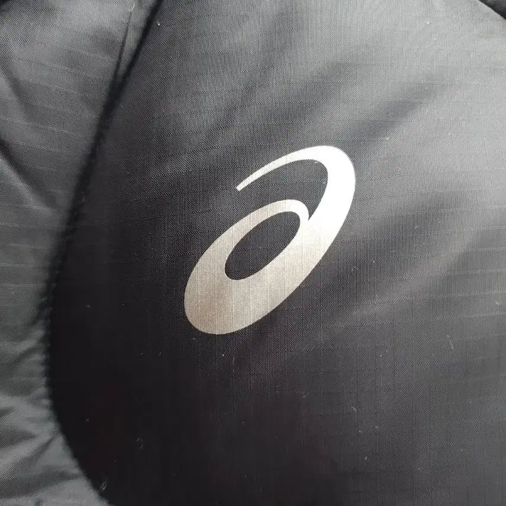 [BUNJANG] Asics Vest (90) Padded Vest / 아식스 패딩 조끼 (90) 3.5