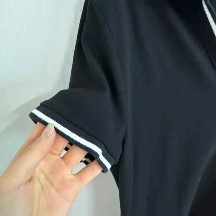 [BUNJANG] Tommy Hilfiger Black V-Neck PK Midi Dress / 타미힐피거 블랙 브이넥 PK 원피스