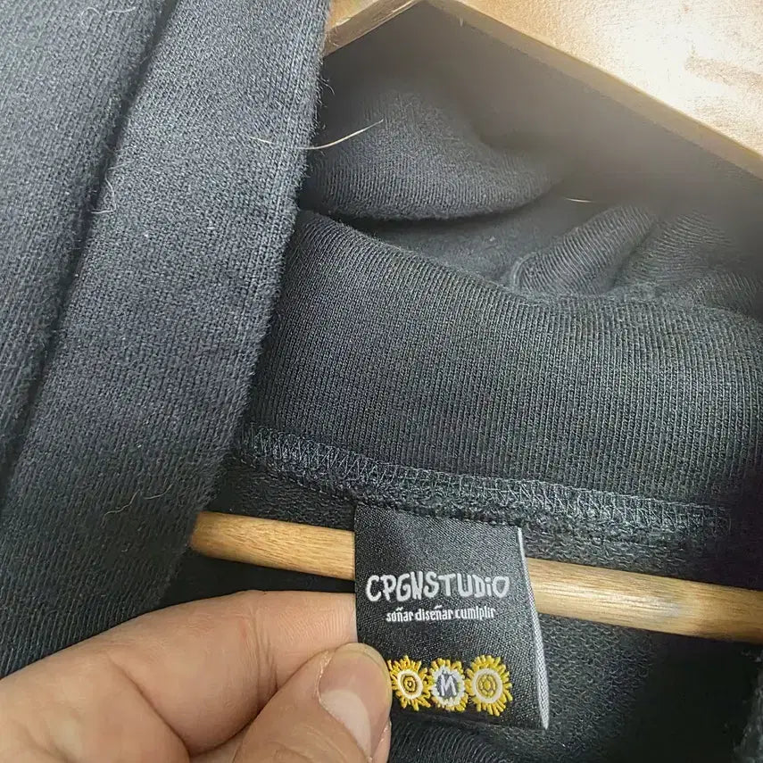 [BUNJANG] CPGN STUDIO Women's Oversized Hoodie M / [CPGN STUDIO] 여성 꼼빠뇨 오버핏 후드티 M